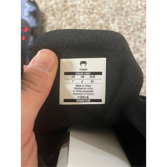 Venum Elite Boxing Lace Up Shoes Dark Camo Men’s Size 7 Brand New with Box - Picture 12 of 12